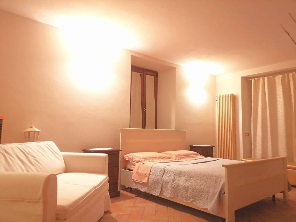 Hotel Casa Mica à Abbadia San Salvator Extérieur photo